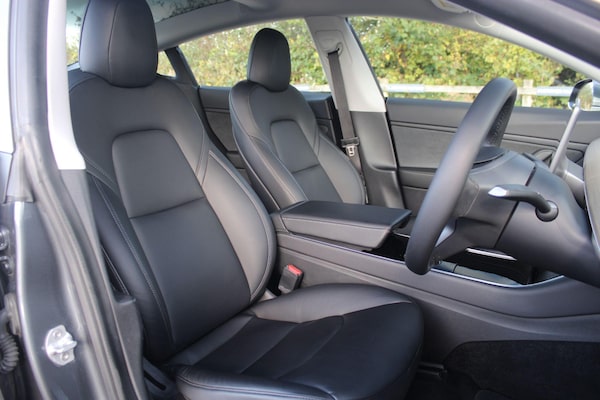 Used Tesla Model 3 2020 for sale - 76189266: Photo 4