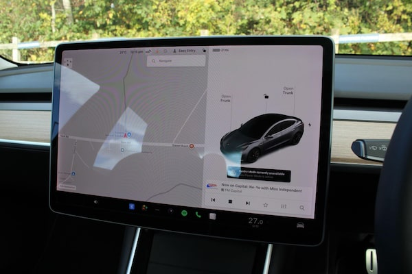 Used Tesla Model 3 2020 for sale - 76189266: Photo 8