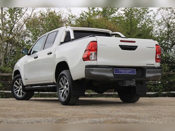 Used Toyota Hilux 2019 for sale - 78319619: Photo