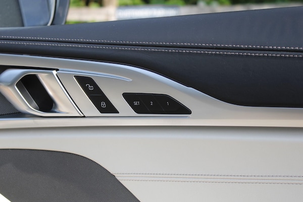 Used BMW 8 Series 2020 for sale - 75506932: Photo 32