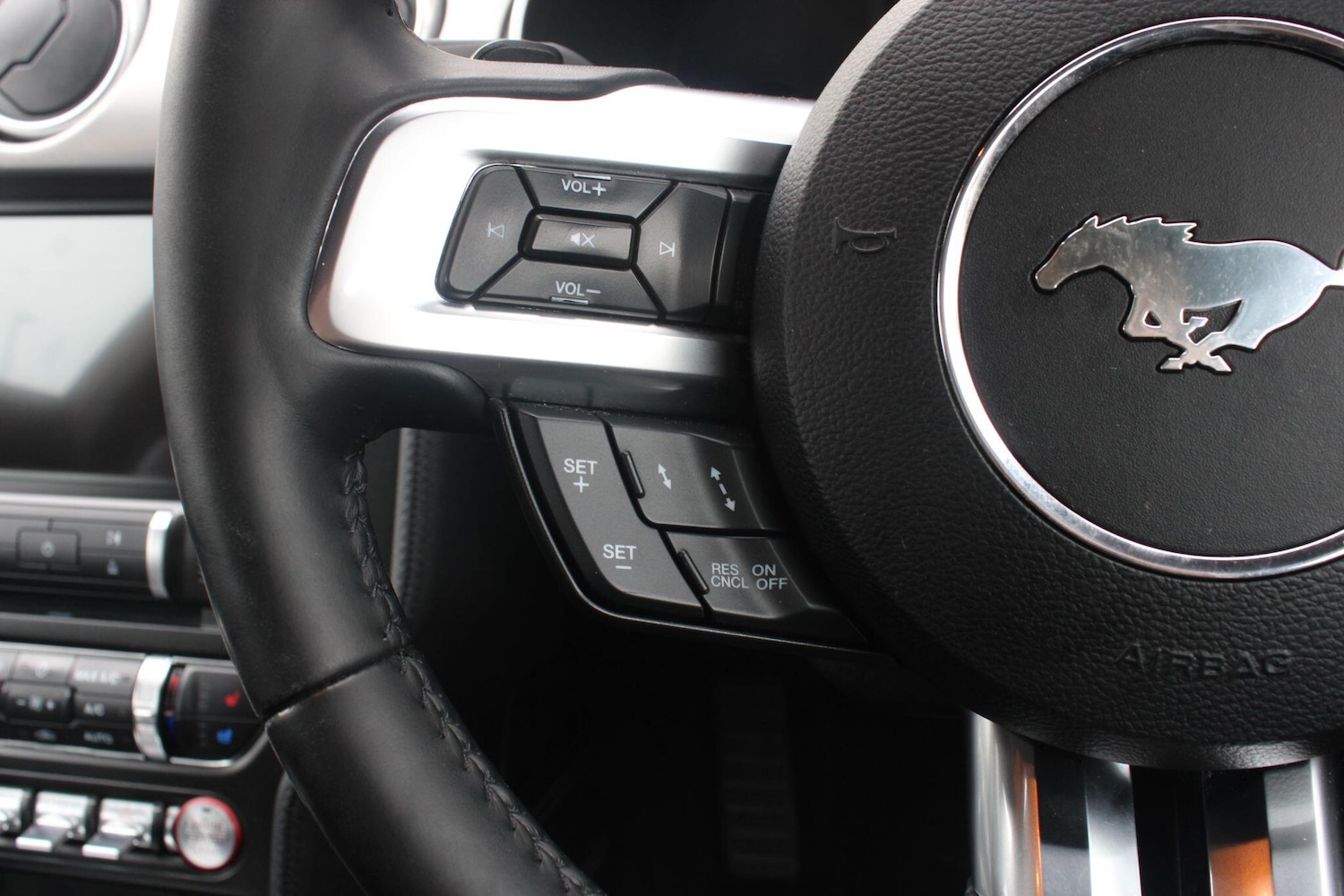 Used Ford Mustang 2020 for sale - 76992886: Photo 29