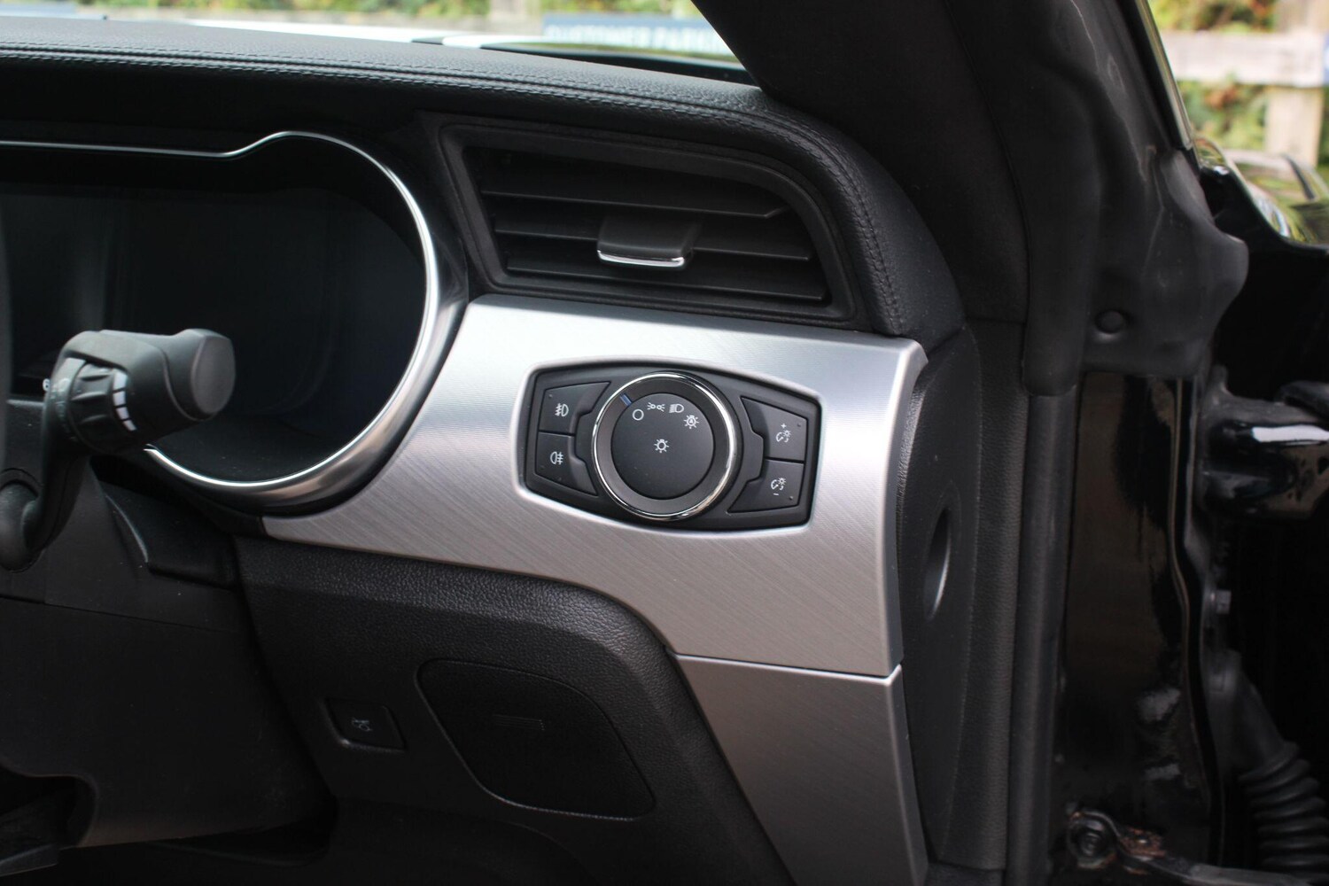 Used Ford Mustang 2020 for sale - 76992886: Photo 35