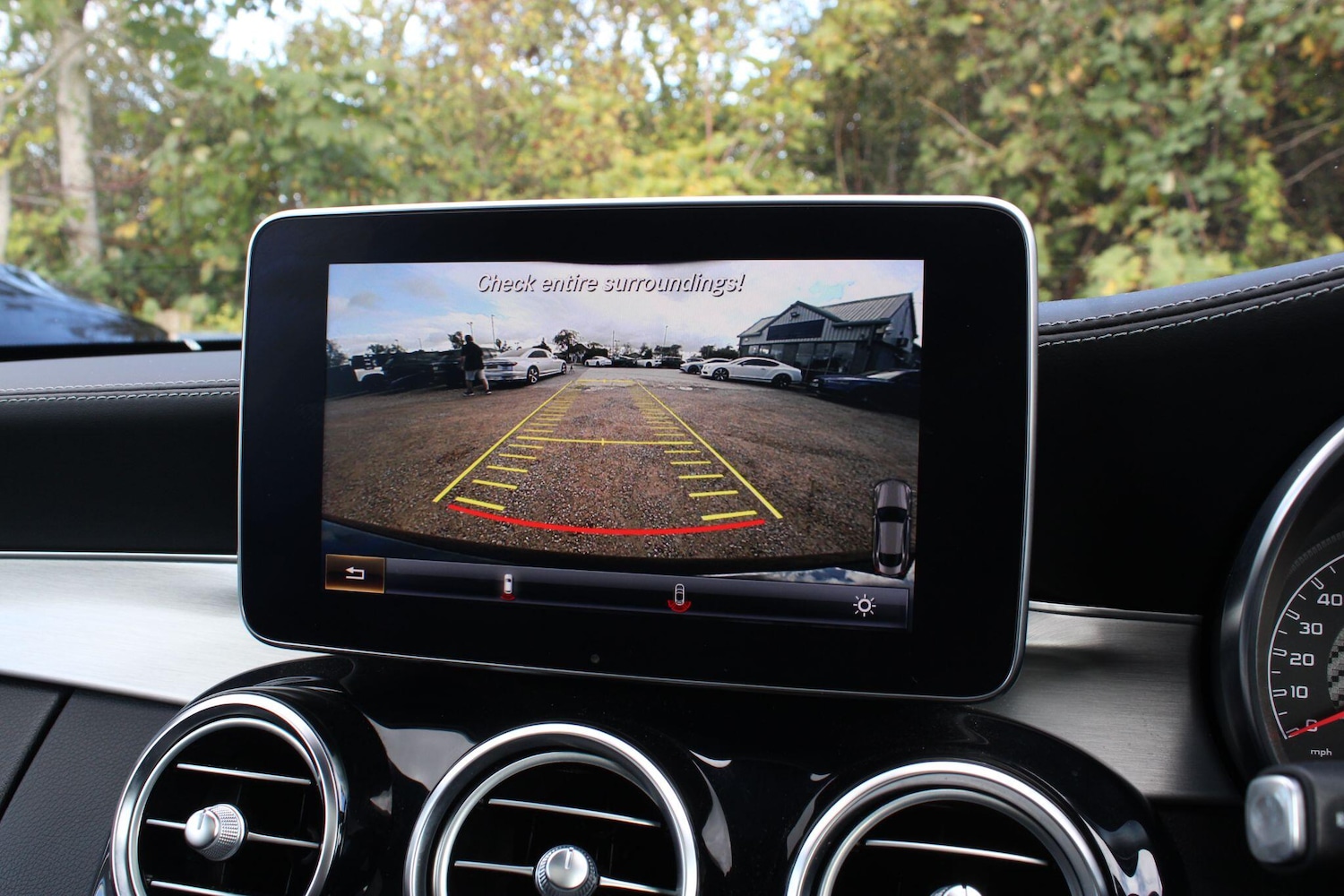 Used Mercedes-Benz C Class 2017 for sale - 76294616: Photo 14