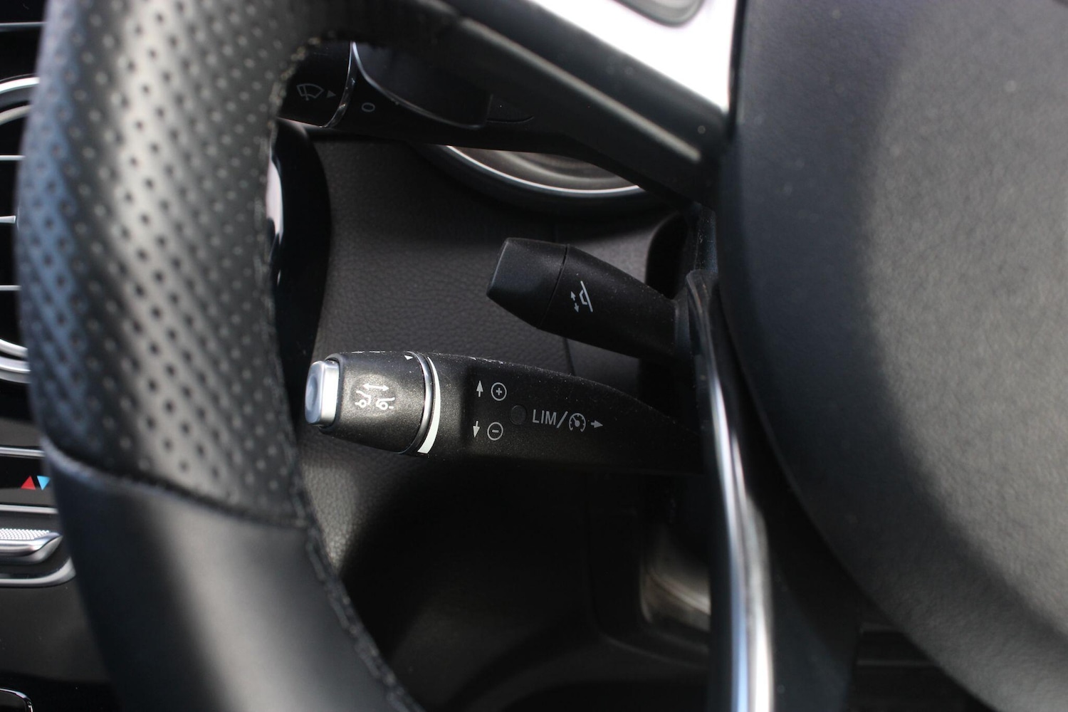 Used Mercedes-Benz C Class 2017 for sale - 76294616: Photo 31