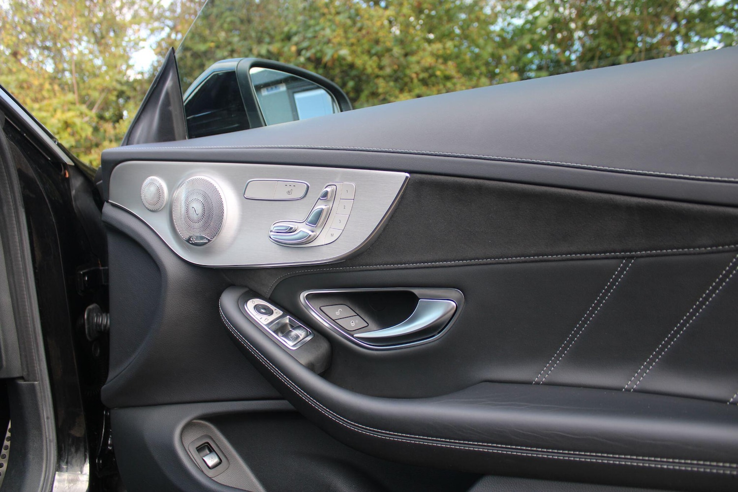 Used Mercedes-Benz C Class 2017 for sale - 76294616: Photo 37