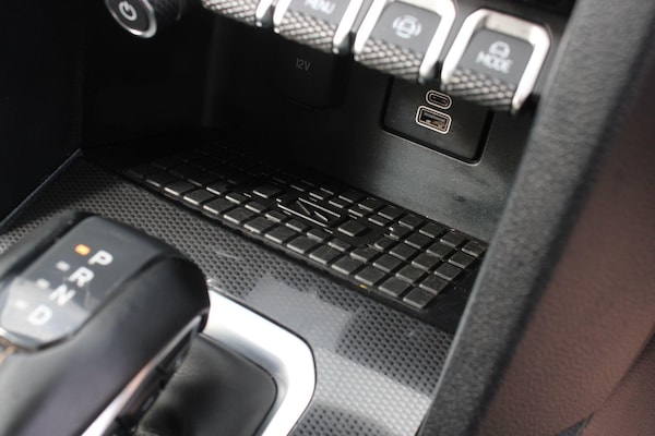 Used Volkswagen Amarok 2023 for sale - 75553076: Photo 33