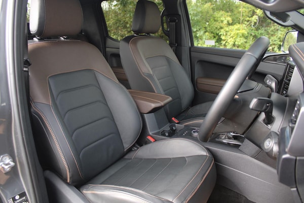 Used Volkswagen Amarok 2023 for sale - 75553076: Photo 4