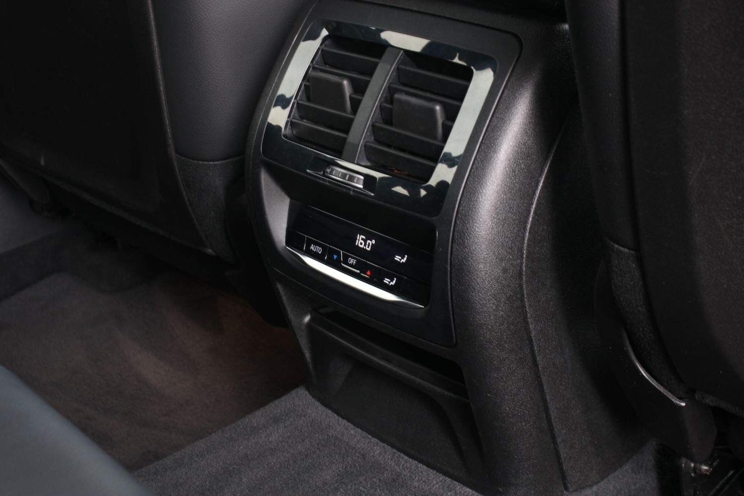 Used BMW X4 2018 for sale - 76337704: Photo 37