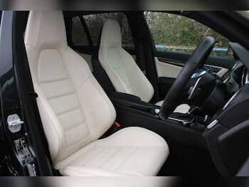 Used Mercedes-Benz C Class 2013 for sale - 77807914: Photo