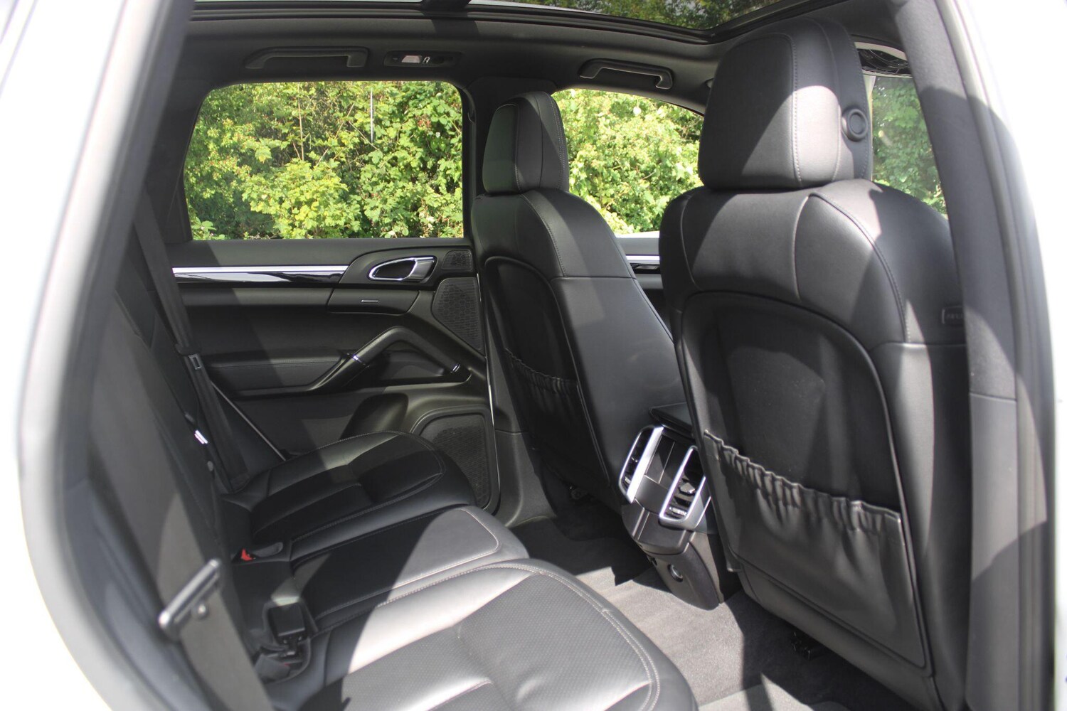 Used Porsche Cayenne 2016 for sale - 76899684: Photo 11