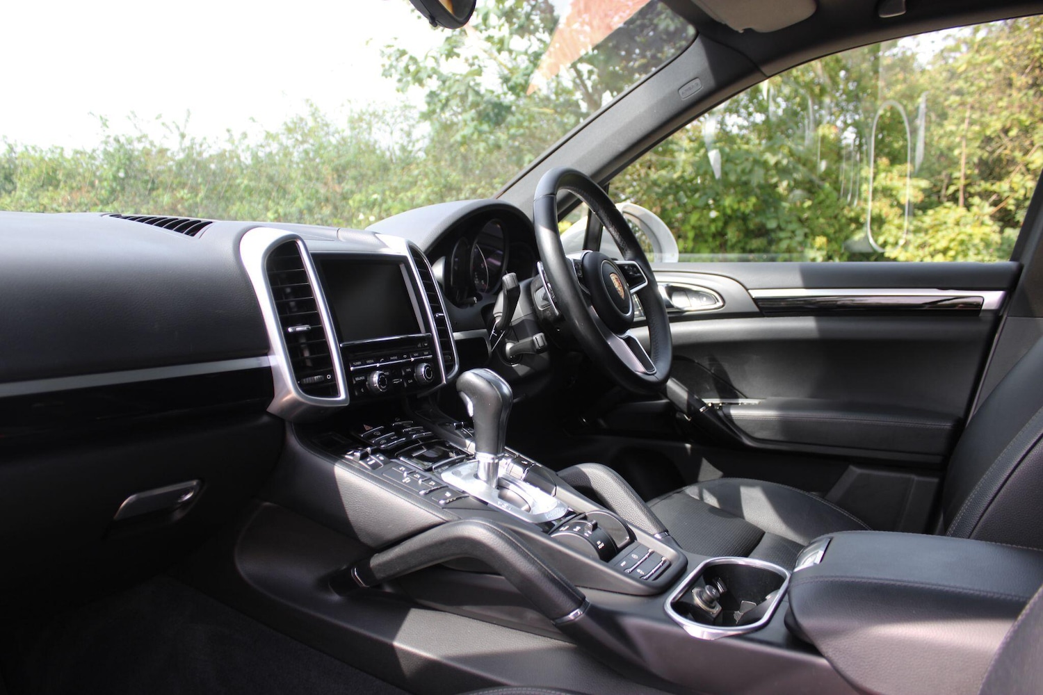 Used Porsche Cayenne 2016 for sale - 76899684: Photo 19