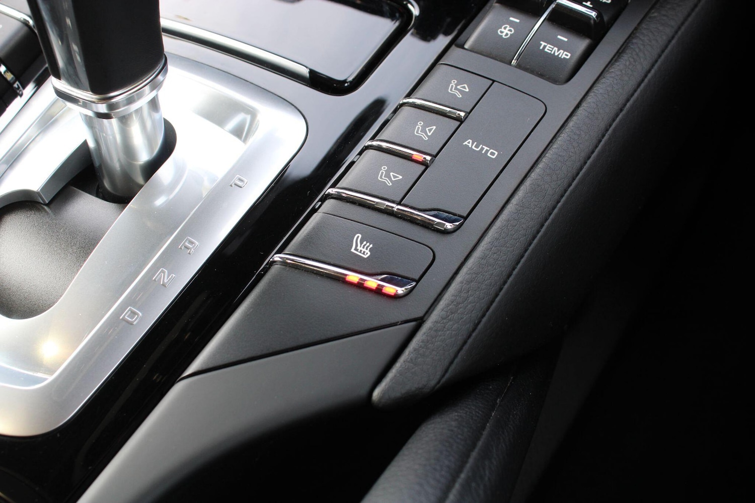 Used Porsche Cayenne 2016 for sale - 76899684: Photo 24