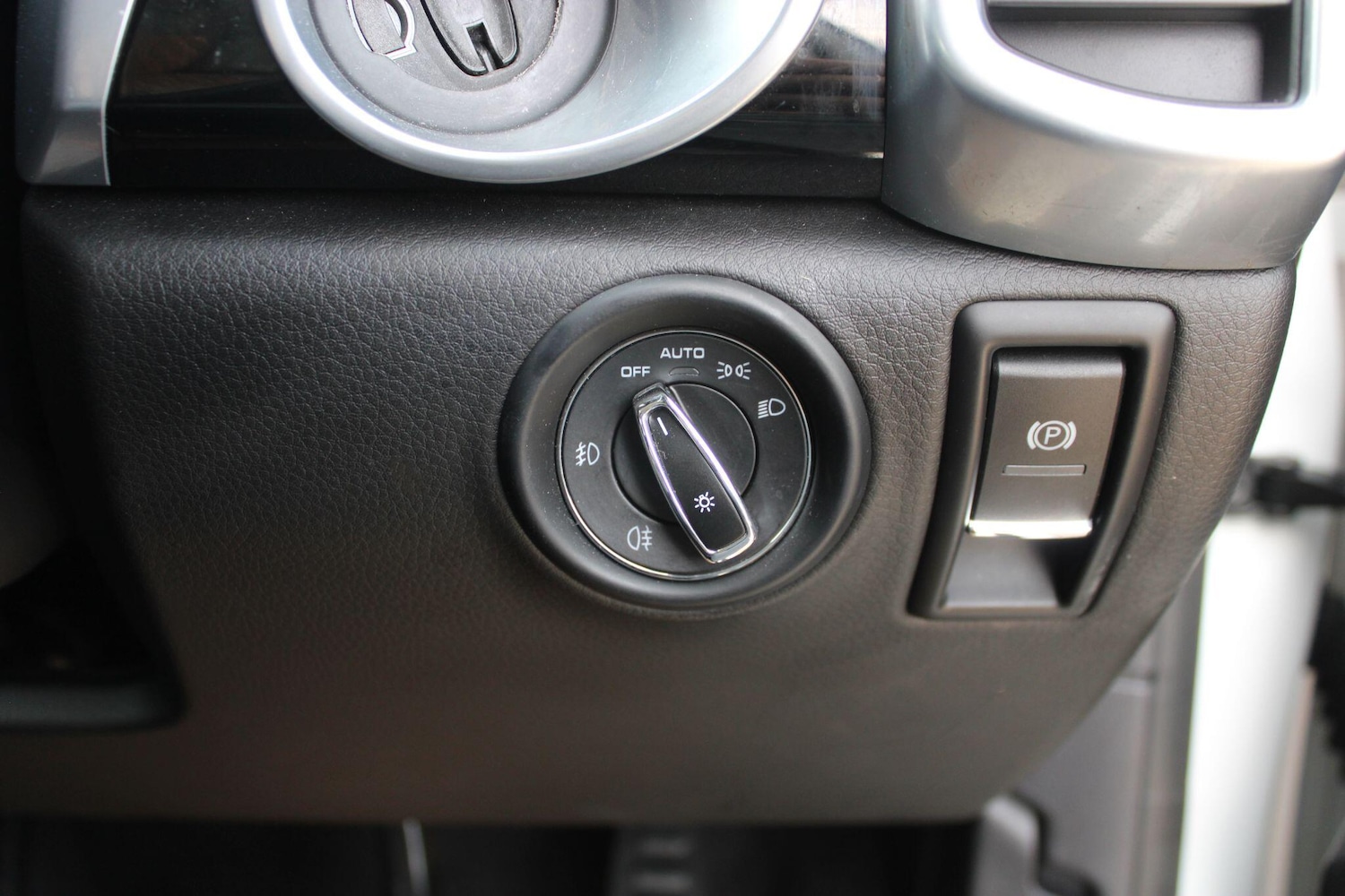 Used Porsche Cayenne 2016 for sale - 76899684: Photo 36