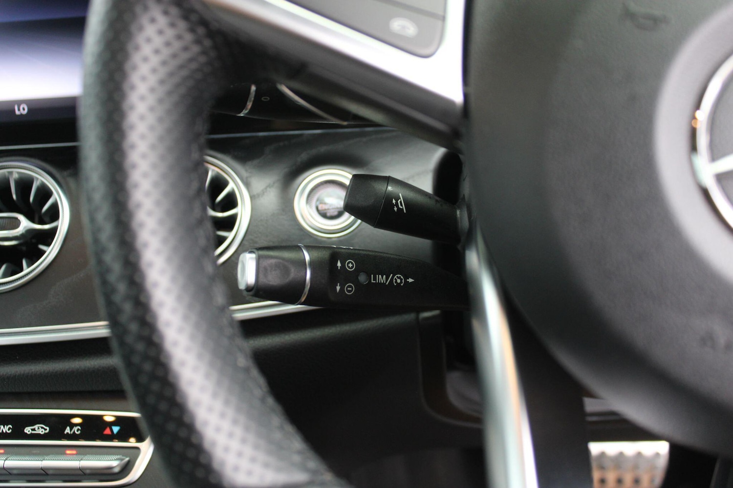 Used Mercedes-Benz E Class 2018 for sale - 76521685: Photo 31