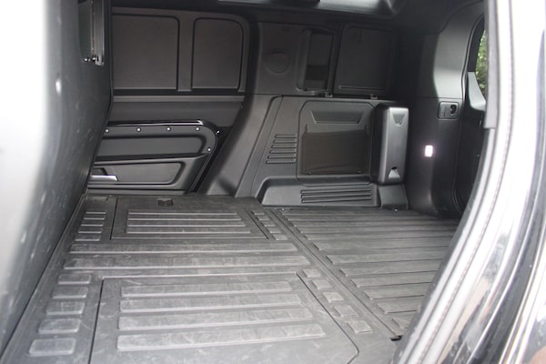 Used Land Rover Defender 110 2021 for sale - 75364197: Photo 13