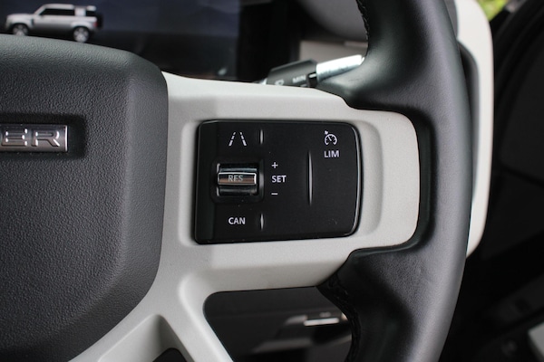 Used Land Rover Defender 110 2021 for sale - 75364197: Photo 29