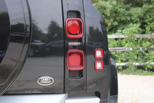 Used Land Rover Defender 110 2021 for sale - 75364197: Photo 38