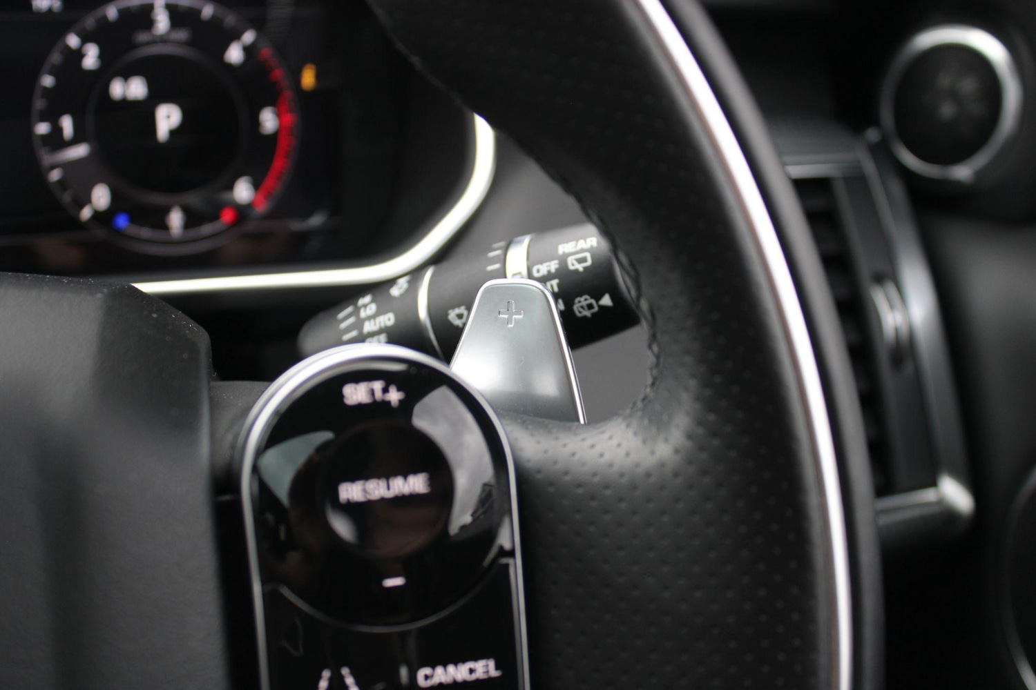 Used Land Rover Range Rover Sport 2018 for sale - 77074870: Photo 40