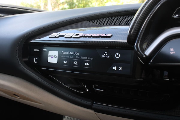 Used Ferrari SF90 Stradale 2021 for sale - 75697240: Photo 31