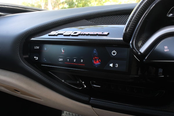 Used Ferrari SF90 Stradale 2021 for sale - 75697240: Photo 33