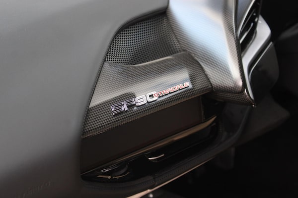 Used Ferrari SF90 Stradale 2021 for sale - 75697240: Photo 36