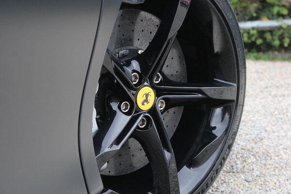 Used Ferrari SF90 Stradale 2021 for sale - 75697240: Photo 45
