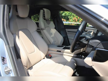 Used Porsche Taycan 2023 for sale - 79267994: Photo