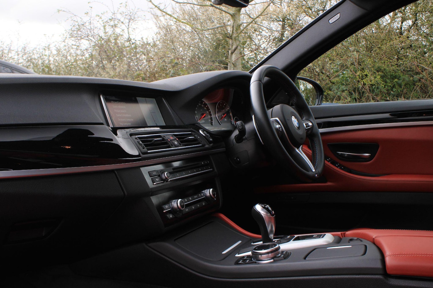 Used BMW M5 2014 for sale - 78047789: Photo 23