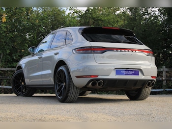 Used Porsche Macan 2021 for sale - 79387475: Photo