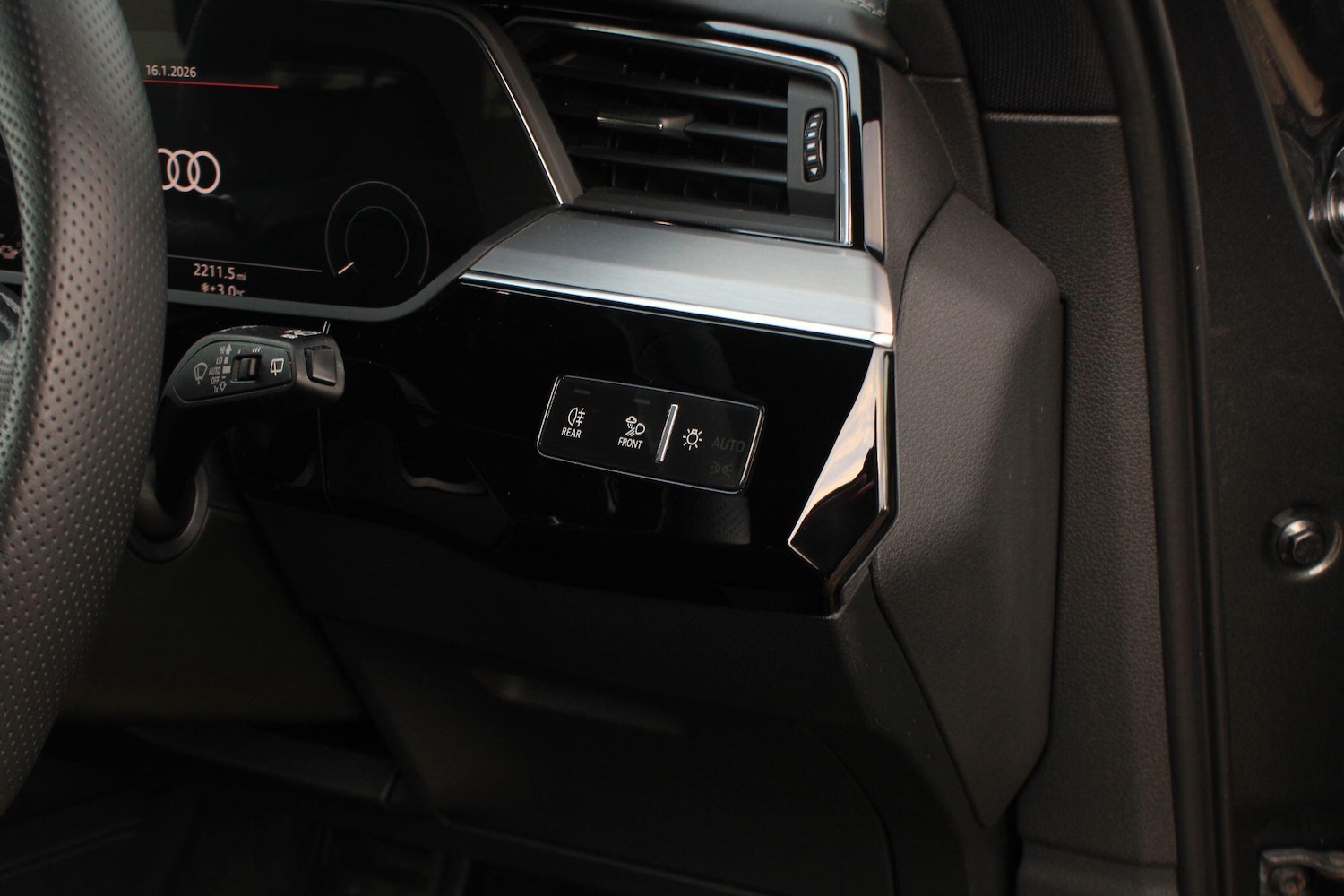 Used Audi e-tron 2022 for sale - 77229242: Photo 37