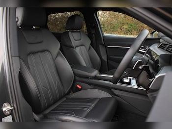 Used Audi e-tron 2022 for sale - 77229242: Photo