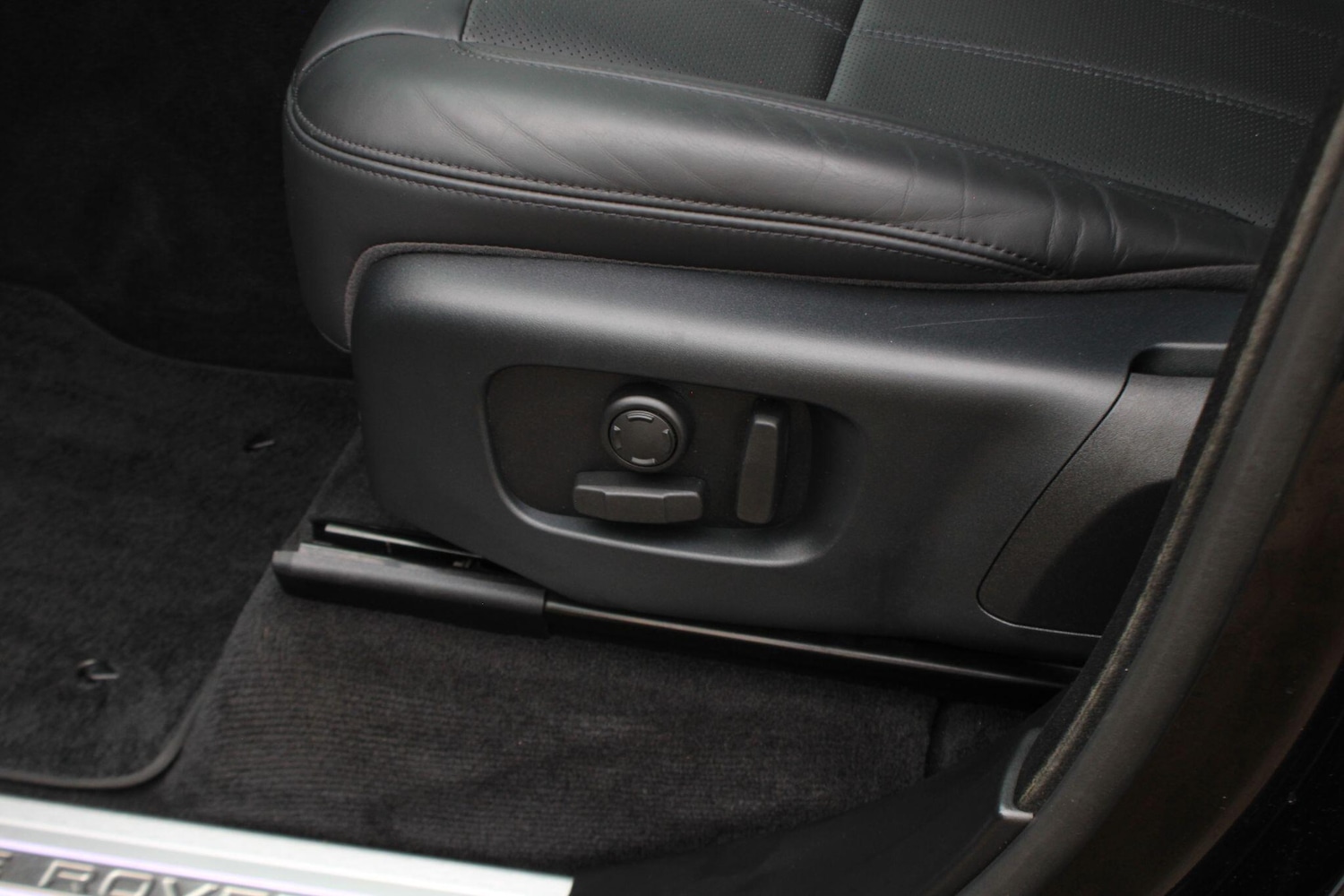 Used Land Rover Range Rover Sport 2020 for sale - 76498559: Photo 32