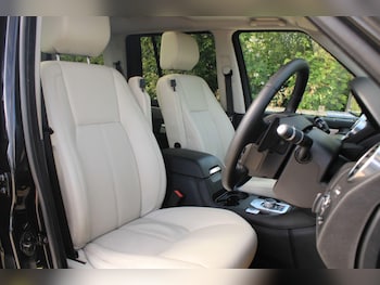 Used Land Rover Discovery 2015 for sale - 78957854: Photo