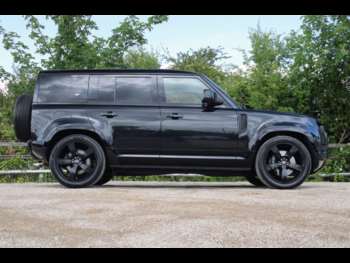 Used Land Rover Defender 110 2022 for sale - 74887900: Photo
