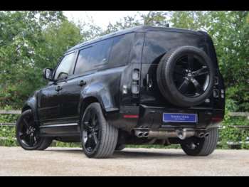 Used Land Rover Defender 110 2022 for sale - 74887900: Photo