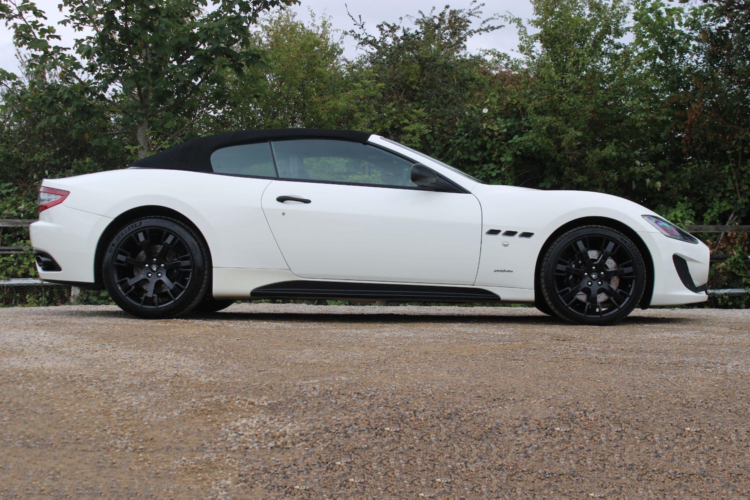 Used Maserati GranCabrio 2016 for sale - 78156954: Photo 2