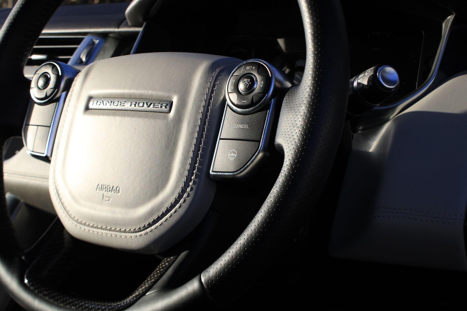 Used Land Rover Range Rover Sport 2016 for sale - 78047028: Photo 25