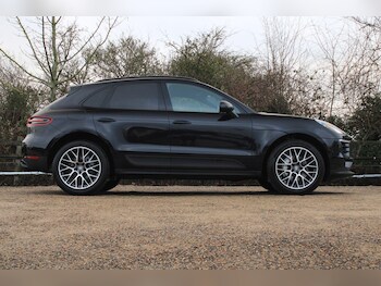 Used Porsche Macan 2018 for sale - 77305012: Photo