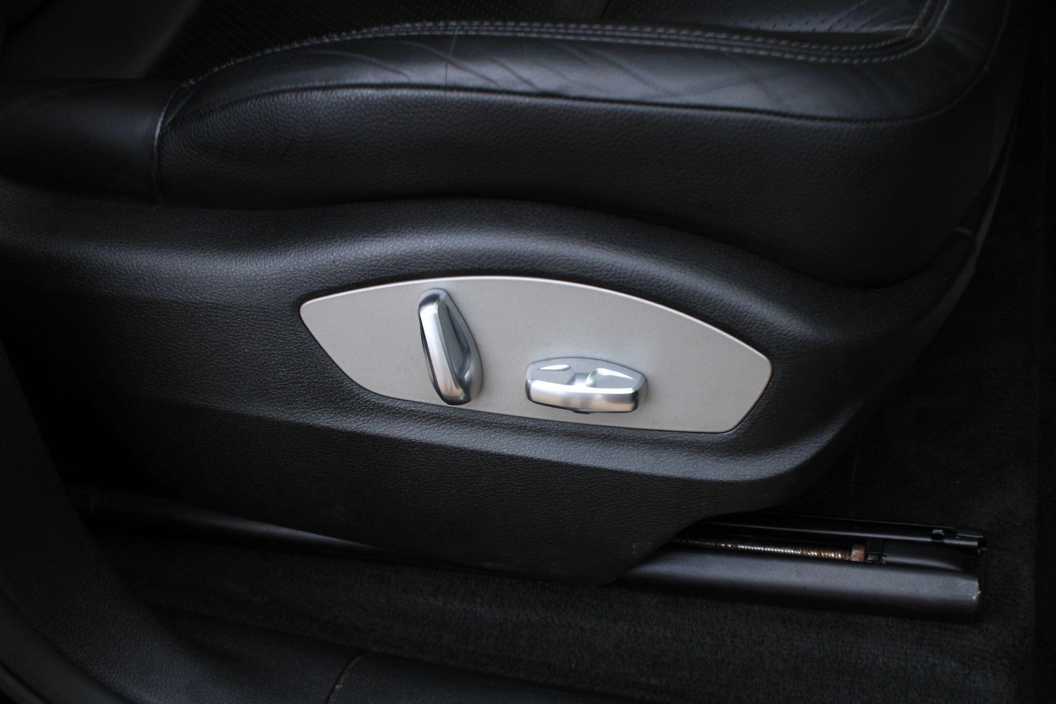 Used Porsche Macan for sale - 77305012: Photo 30