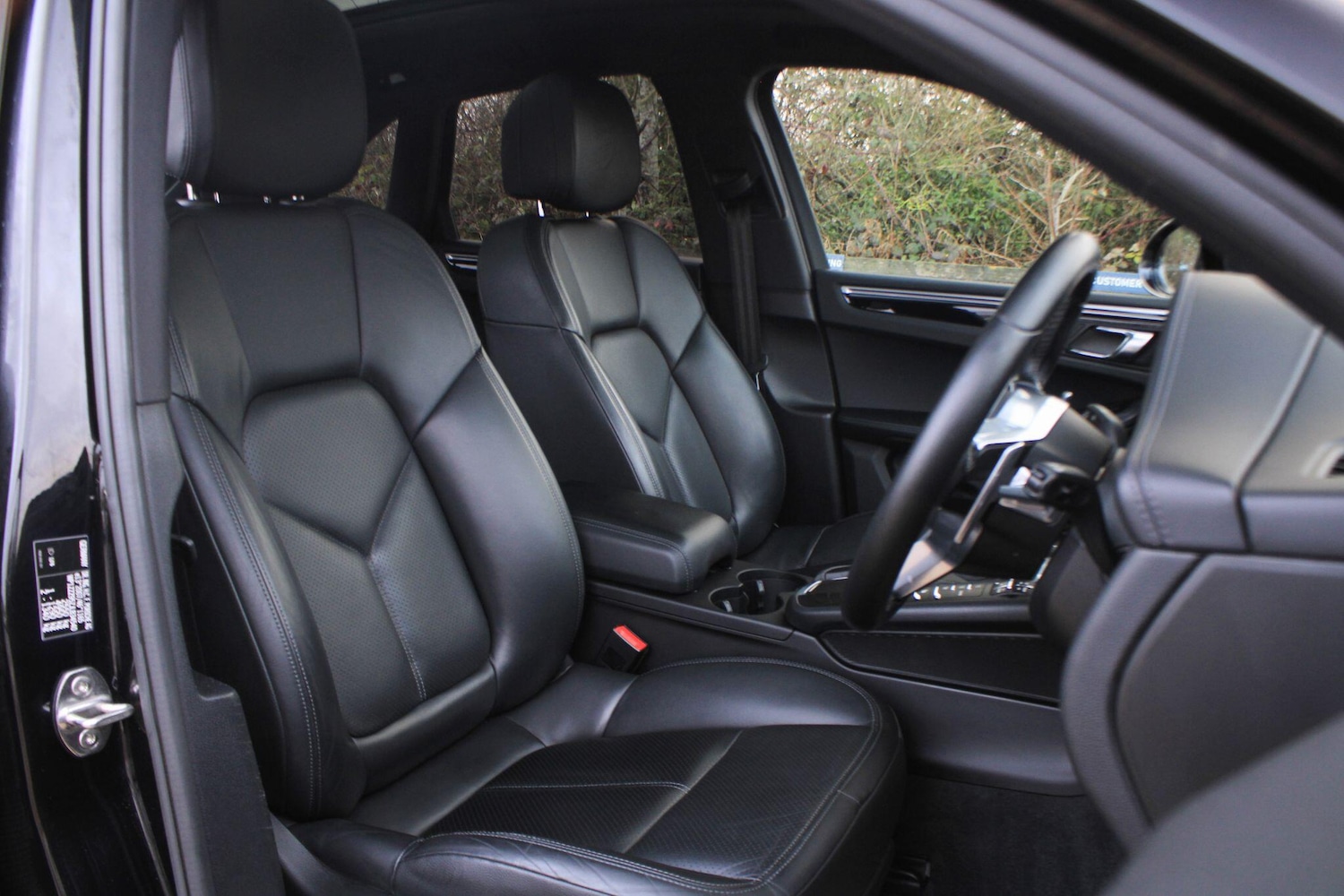 Used Porsche Macan for sale - 77305012: Photo 4