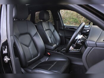 Used Porsche Macan 2018 for sale - 77305012: Photo