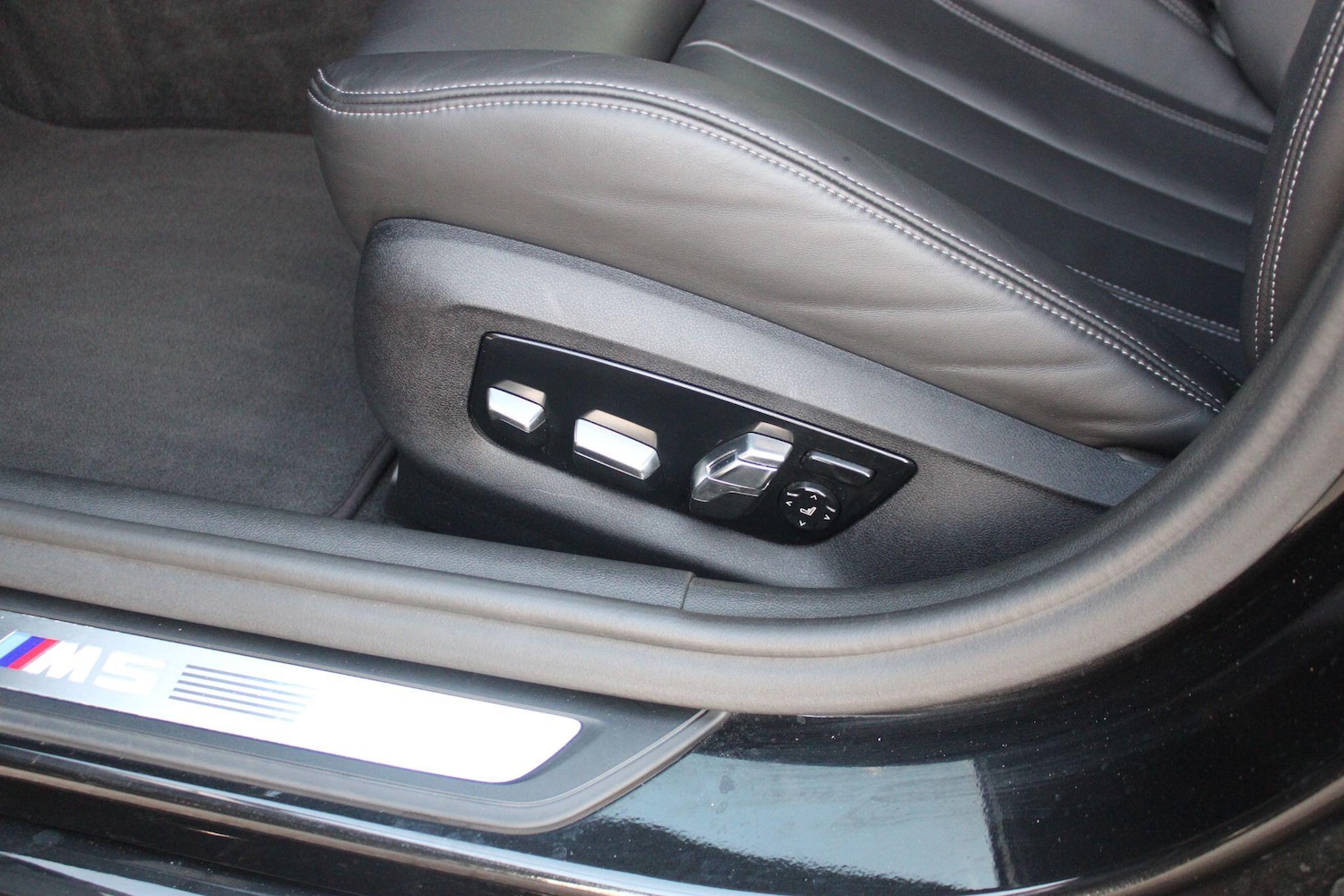 Used BMW M5 2019 for sale - 76408356: Photo 38