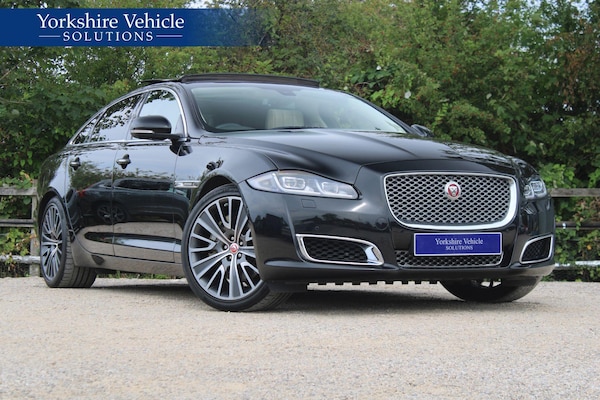 Used Jaguar XJ 2017 for sale - 75563790: Photo 1