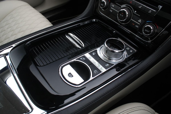Used Jaguar XJ 2017 for sale - 75563790: Photo 27