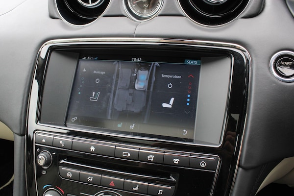 Used Jaguar XJ 2017 for sale - 75563790: Photo 29
