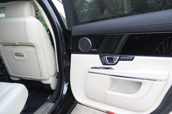 Used Jaguar XJ 2017 for sale - 75563790: Photo 41