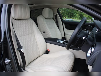 Used Jaguar XJ 2017 for sale - 75563790: Photo