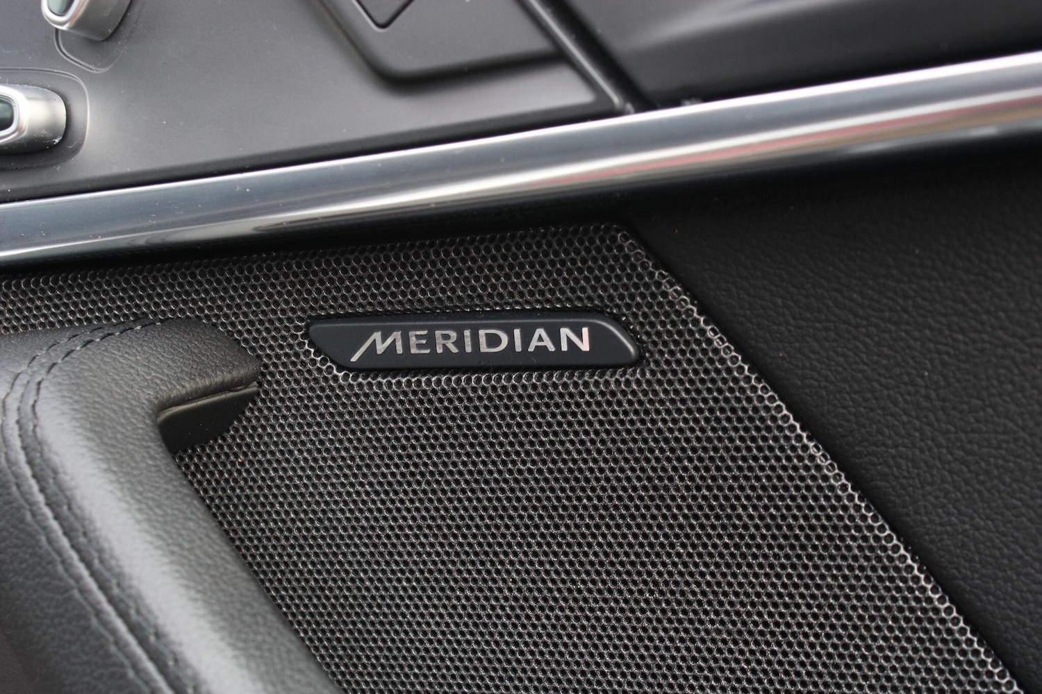 Used Jaguar F-Type 2019 for sale - 76996116: Photo 25