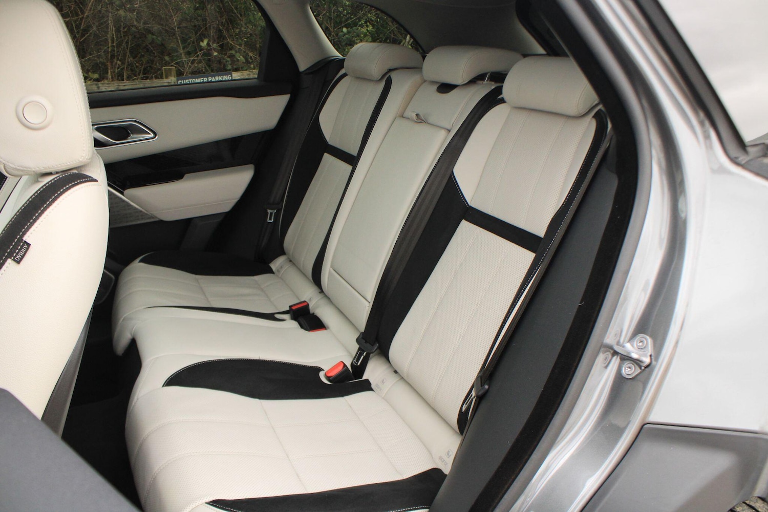 Used Land Rover Range Rover Velar 2017 for sale - 77908759: Photo 24