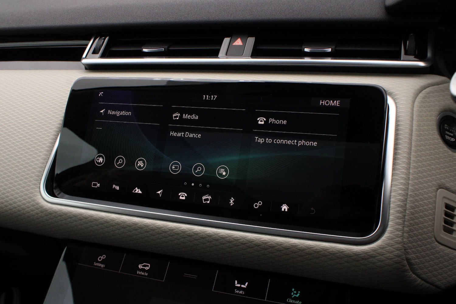 Used Land Rover Range Rover Velar 2017 for sale - 77908759: Photo 30